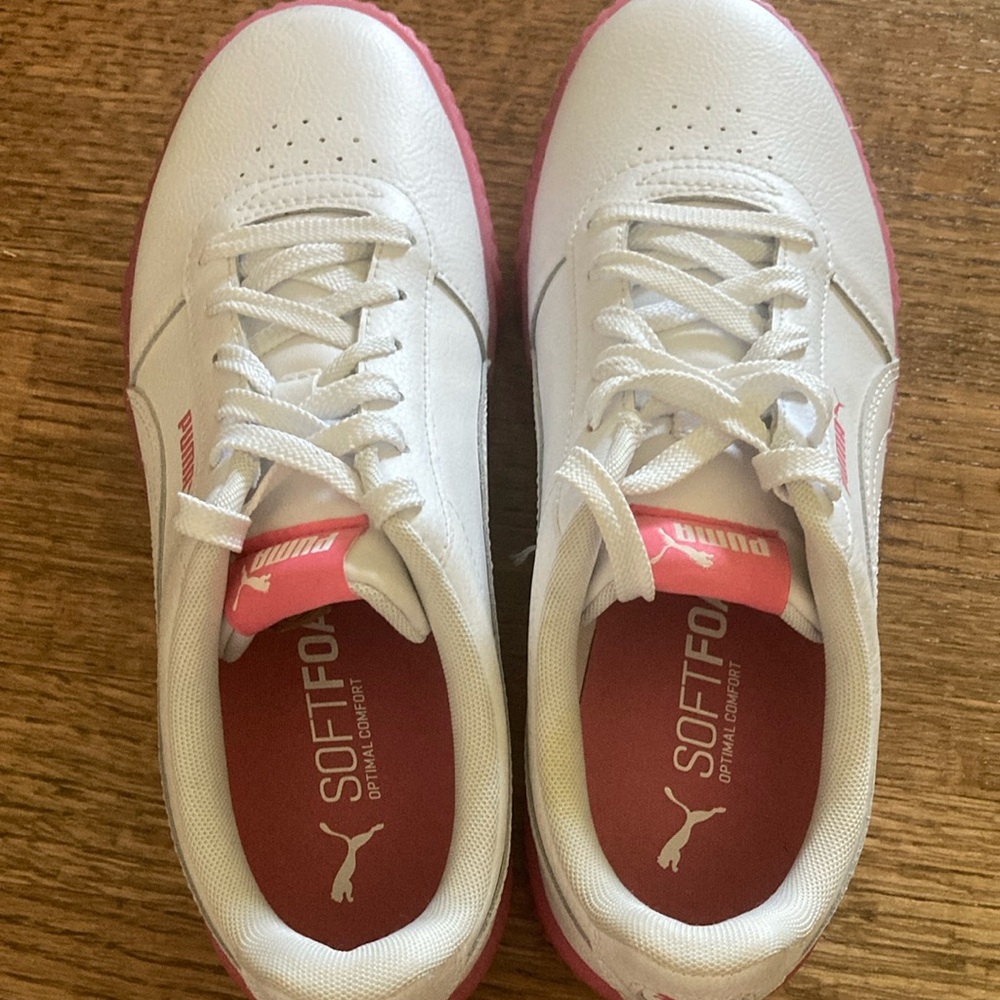 Puma White and Pink Sneakers LIKE NEW! - Picture 7 of 10